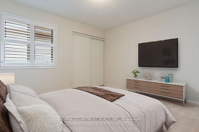 255 Monaghan Cres, House other with 4 bedrooms, 3 bathrooms and 2 parking in Milton ON | Image 35