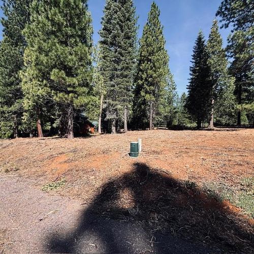 758 Red River Dr, Lake Almanor, CA, 96137-9692 | Card Image