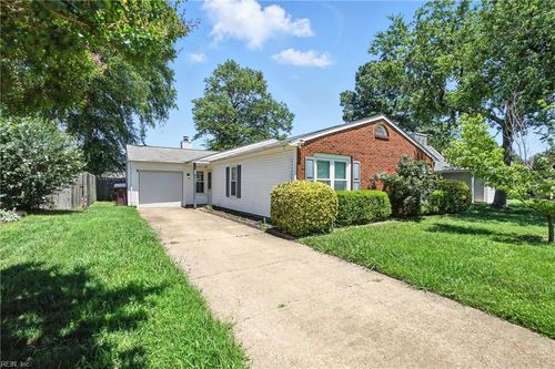 1211 Cool Brook Trl, Chesapeake, VA, 23320-2819 | Card Image