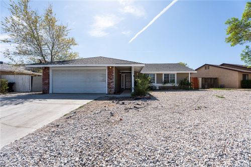 15025 Ashley Glen Dr, Victorville, CA, 92394-0829 | Card Image
