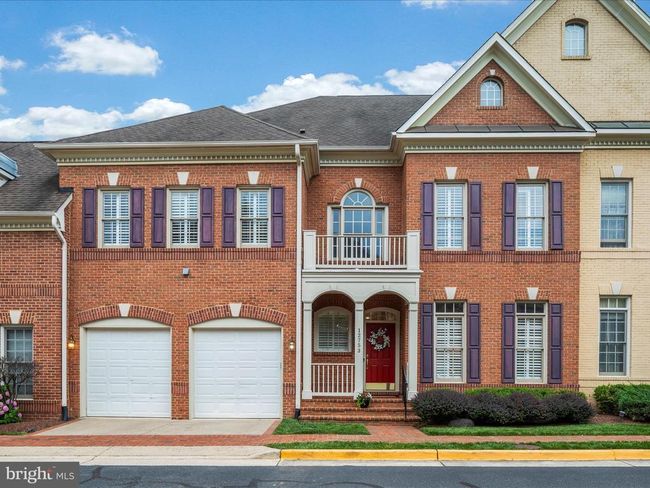12753 Lavender Keep Cir, Townhouse with 4 bedrooms, 5 bathrooms and null parking in FAIRFAX VA | Image 6