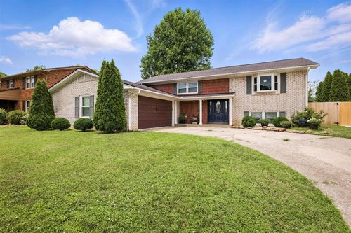 2323 N Stratford Dr, Owensboro, KY, 42301-3425 | Card Image