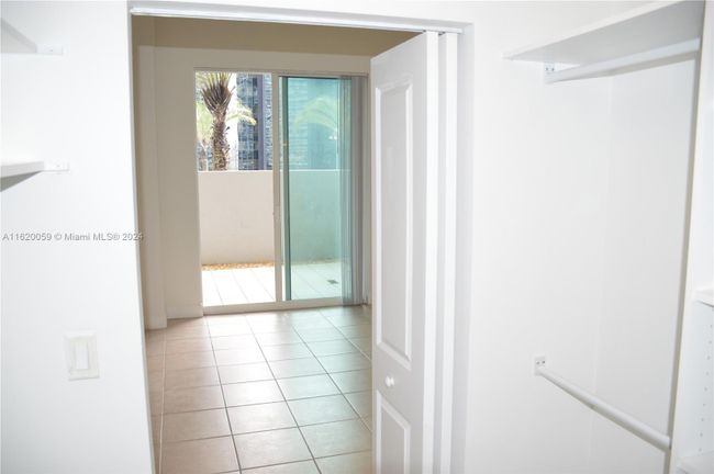 APT-812 - 1250 S Miami Ave, Condo with 1 bedrooms, 2 bathrooms and null parking in Miami FL | Image 35
