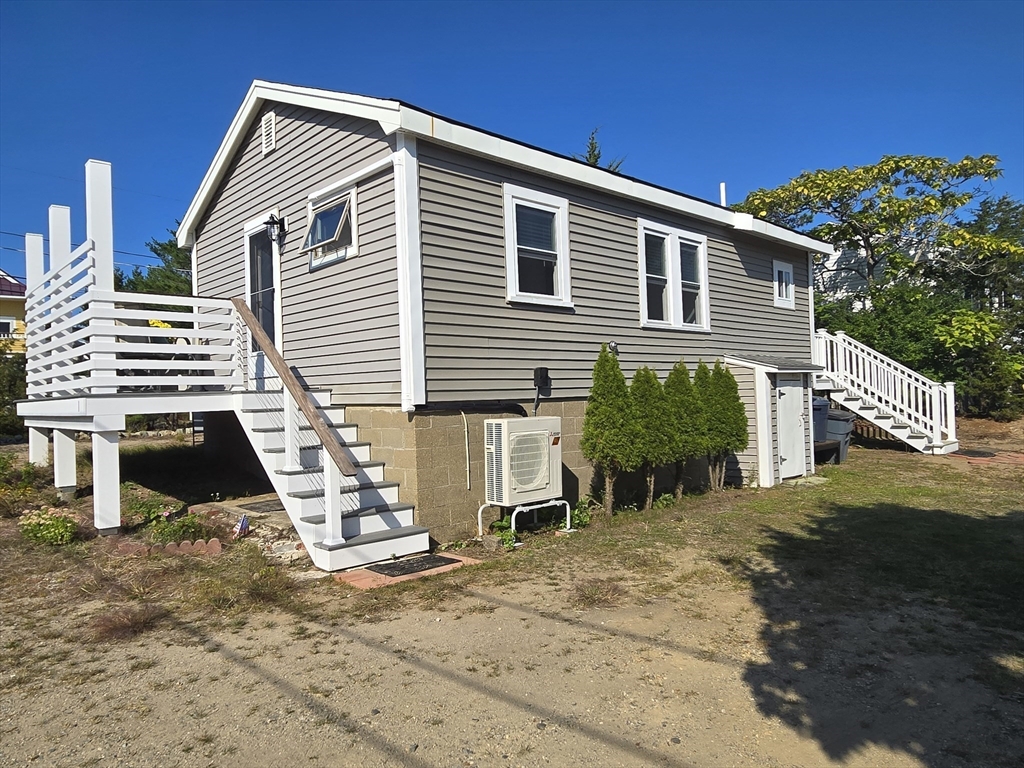 Flora St, Newburyport, MA 01950