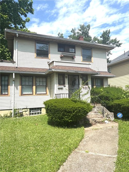 401 Willowwood Dr, Dayton, OH, 45405-2930 | Card Image