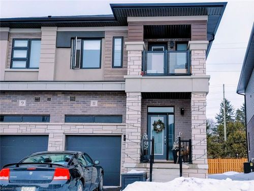 11 George Brier Dr E, Paris, ON, N3L0L3 | Card Image