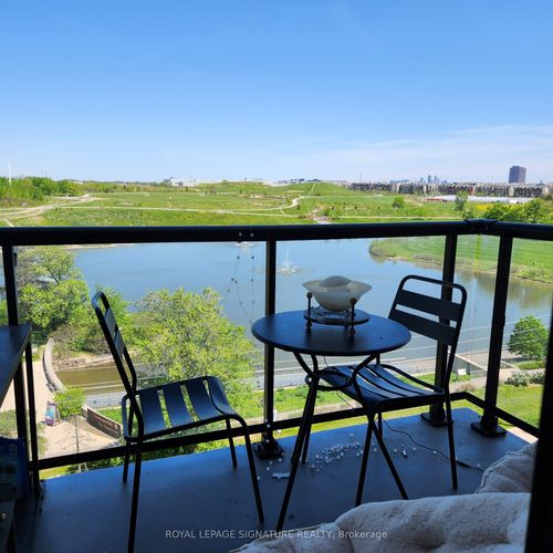 910-3100 Keele Street W, North York, ON, M3M0E1 | Card Image