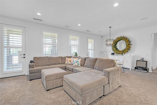 1 - 12452 Benton Dr, Condo with 4 bedrooms, 2 bathrooms and 2 parking in Rancho Cucamonga CA | Image 10
