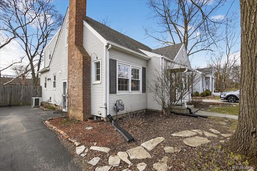 1128 Birk Ave, Ann Arbor, MI, 48103-5365 | Card Image