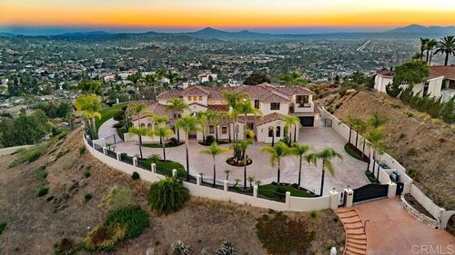 2424 Cerro Sereno, El Cajon, CA, 92019 | Card Image