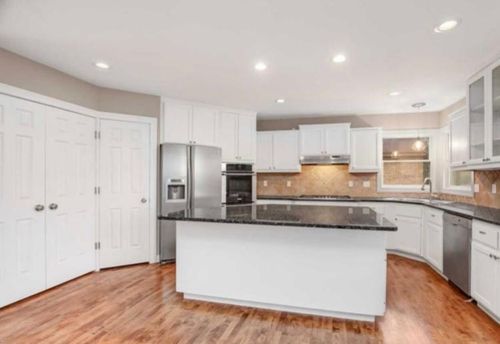 1809 Baker Park Rd, Maple Plain, MN, 55359-9649 | Card Image