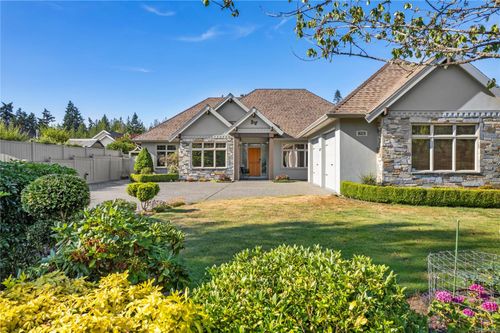 619 Chinook Ave, Parksville, BC, V9P1A5 | Card Image