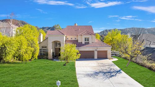 15508 Live Oak Springs Canyon Rd, Santa Clarita, CA, 91387-4701 | Card Image
