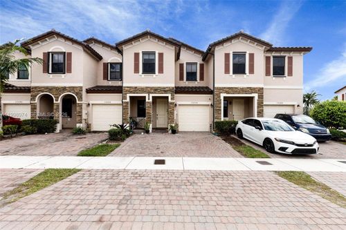 15070 Sw 119th Ln, Miami, FL, 33196-6862 | Card Image