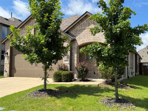 2411 Doncaster Dr, Forney, TX, 75126-2959 | Card Image