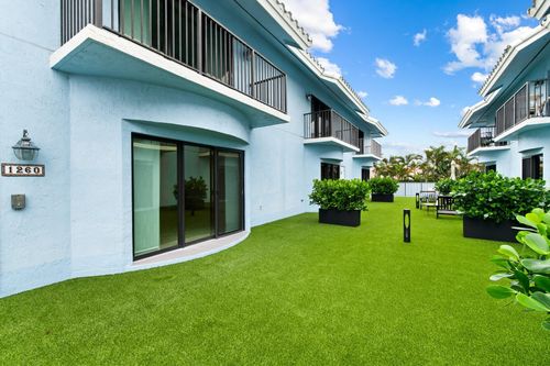 1260-1260 N Riverside Dr, Pompano Beach, FL, 33062-8176 | Card Image