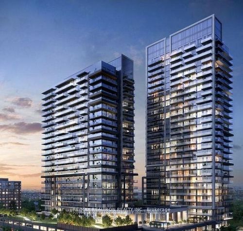 804-95 Oneida Cres, Richmond Hill, ON, L4B0H5 | Card Image