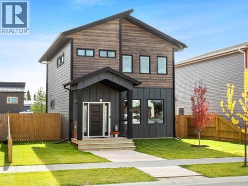 127 Sybil Cir, Whitehorse, YT, Y1A0R7 | Card Image