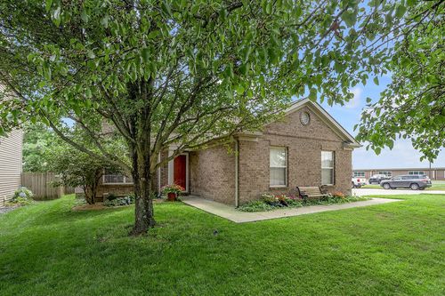 2388 Walcot Way, Lexington, KY, 40511-9135 | Card Image