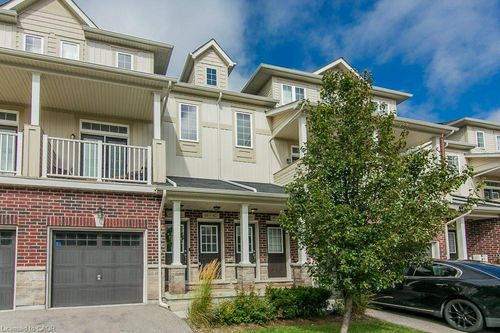 48-403 Westwood Dr, Kitchener, ON, N2M0B5 | Card Image