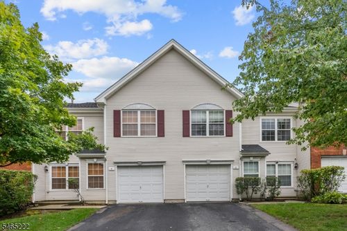 6 Windsong Cir, East Brunswick, NJ, 08816-5320 | Card Image