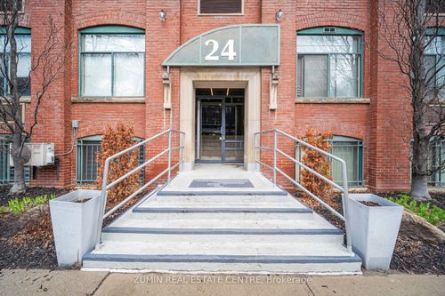 307-24 Noble Street, Toronto, ON, M6K2C8 | Card Image