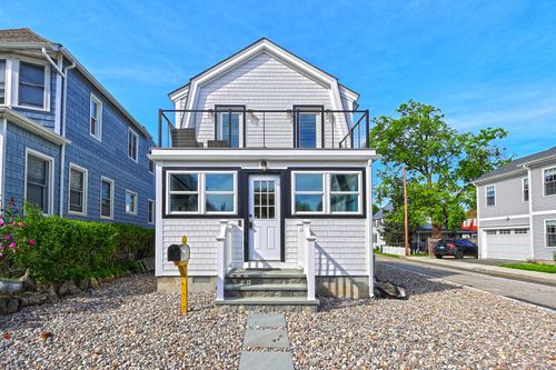 33 Fairwood Ave, Milford, CT, 06460-5832 | Card Image