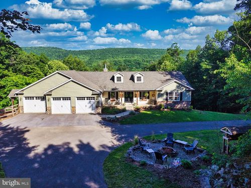 3310 Hawks Hill Ln, KEEDYSVILLE, MD, 21756-1801 | Card Image