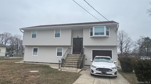 47 Drayton Avenue, Islip, NY, 11706 | Card Image