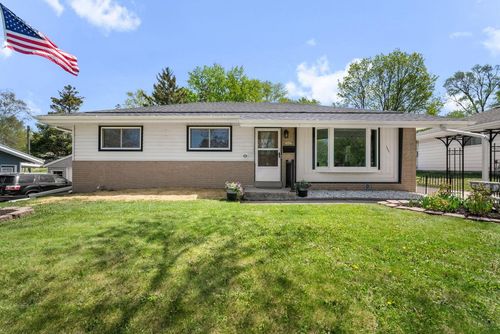 1447 S Grand Avenue, Waukesha, WI, 53189 | Card Image
