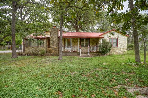 907 N State Highway 95, Bastrop, TX, 78602-6783 | Card Image