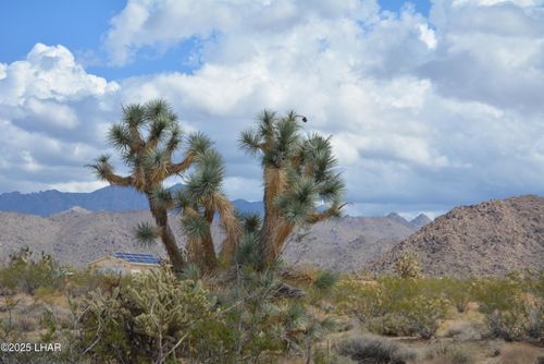 11869 Dateland Rd, Yucca, AZ, 86438 | Card Image