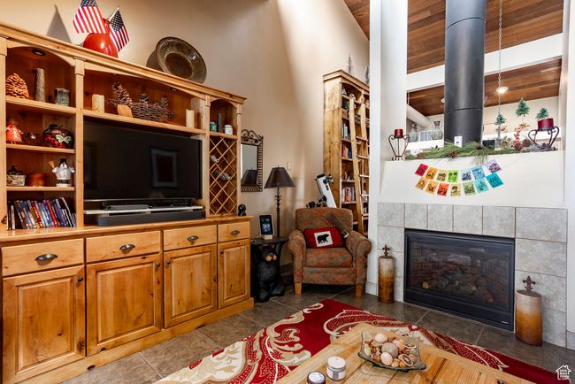 120 - 1433 Crescent Rd, Condo with 2 bedrooms, 3 bathrooms and 1 parking in Park City UT | Image 6