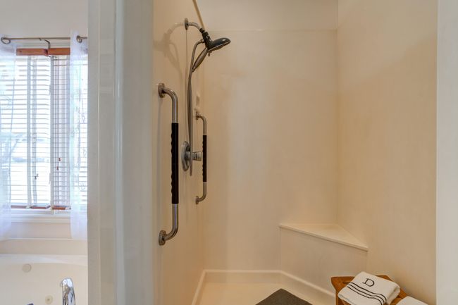 14101 E Fm 1527, Home with 3 bedrooms, 4 bathrooms and null parking in Lorenzo TX | Image 34