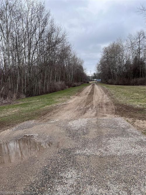 5239 N Coleman Rd, Coleman, MI, 48618-9414 | Card Image