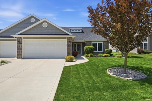 2113 Meadowsweet Pkwy, Fort Wayne, IN, 46808-1677 | Card Image