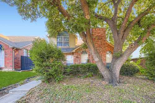 1321 Overlook Dr, Lewisville, TX, 75067-4925 | Card Image