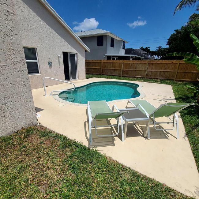 6374 Robinson St, House other with 2 bedrooms, 2 bathrooms and null parking in Jupiter FL | Image 17