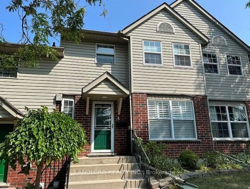 3-26 Poplar Dr, Cambridge, ON, N3C4A3 | Card Image