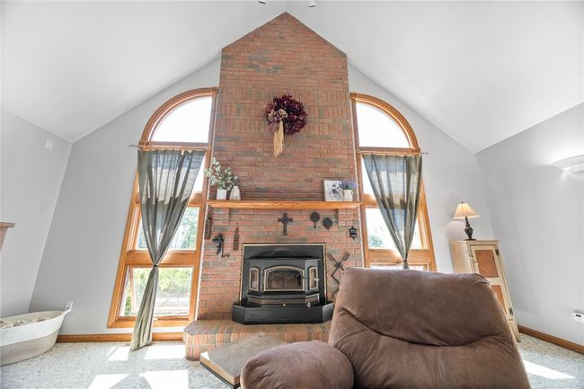 18989 Gospel Hill Rd, House other with 4 bedrooms, 4 bathrooms and 2 parking in Saegertown PA | Image 16
