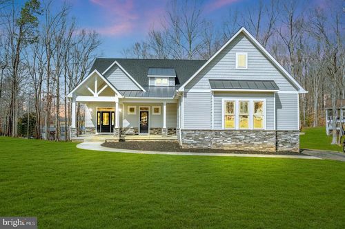 2 Old House Rd, BUMPASS, VA, 23024-4791 | Card Image