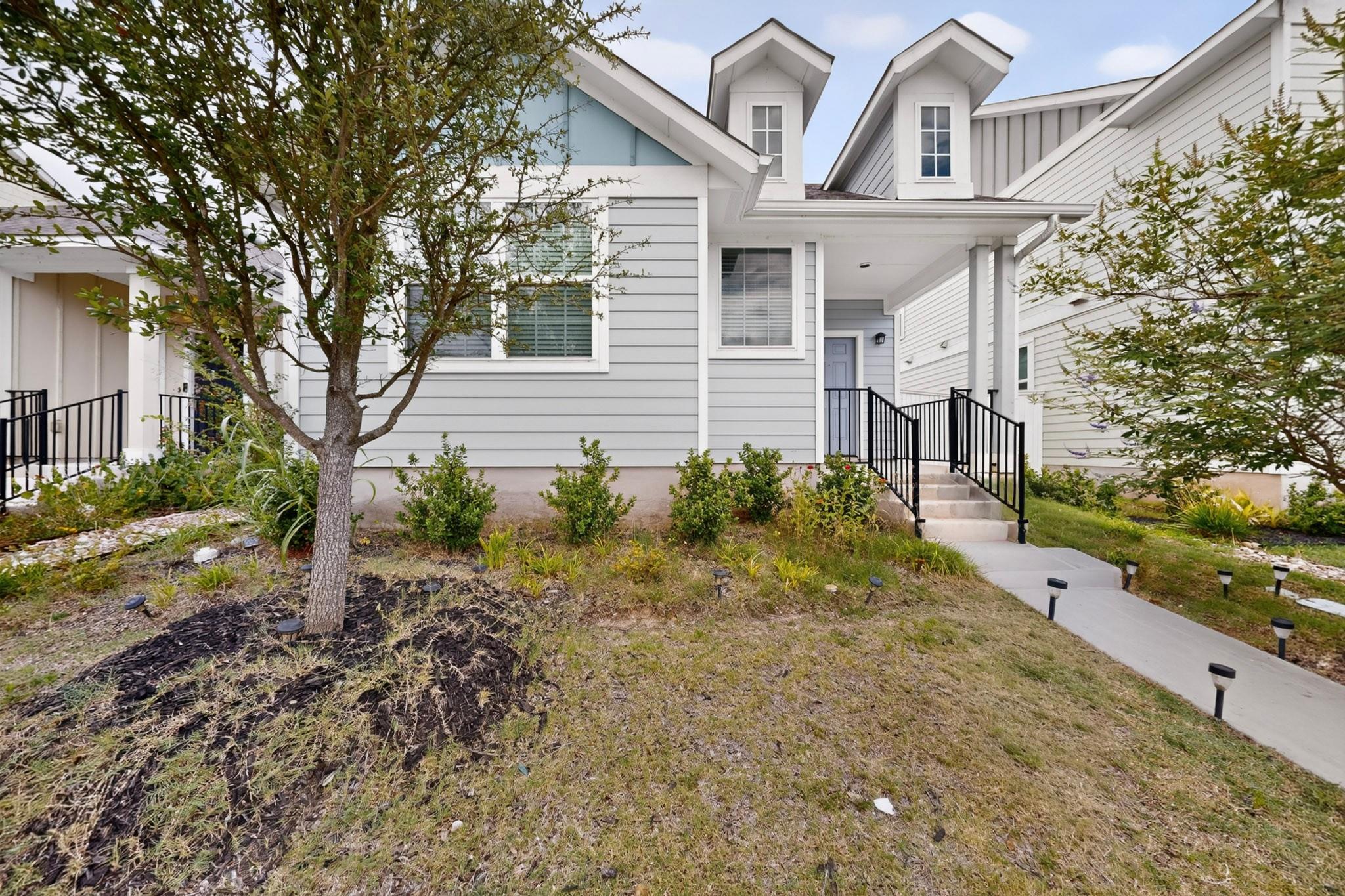 Residential Lease in Elgin 2