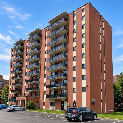 304-45 Paisley Blvd W, Mississauga, ON, L5B1E4 | Card Image