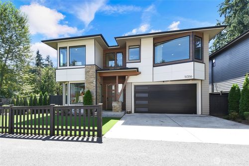 11316 115th Ave Ne, Kirkland, WA, 98033-5377 | Card Image