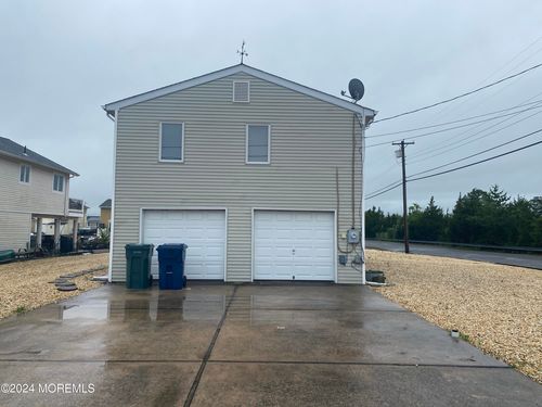 2 S Dayton Dr, Little Egg Harbor, NJ, 08087 | Card Image