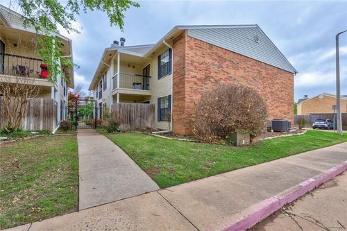 230-3000 Chautauqua Avenue, Norman, OK, 73072 | Card Image