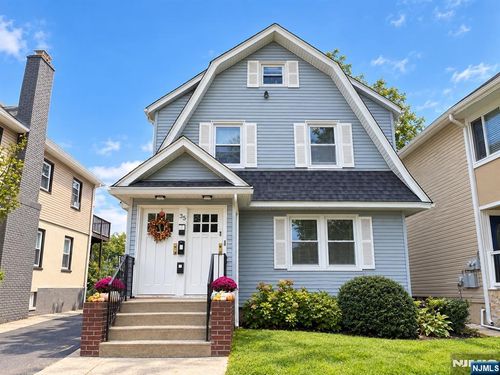 35 Elmwood Ave, Montclair, NJ, 07042-4531 | Card Image