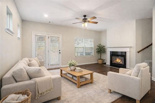 4217 Alden Park Dr, Decatur, GA, 30035-1402 | Card Image