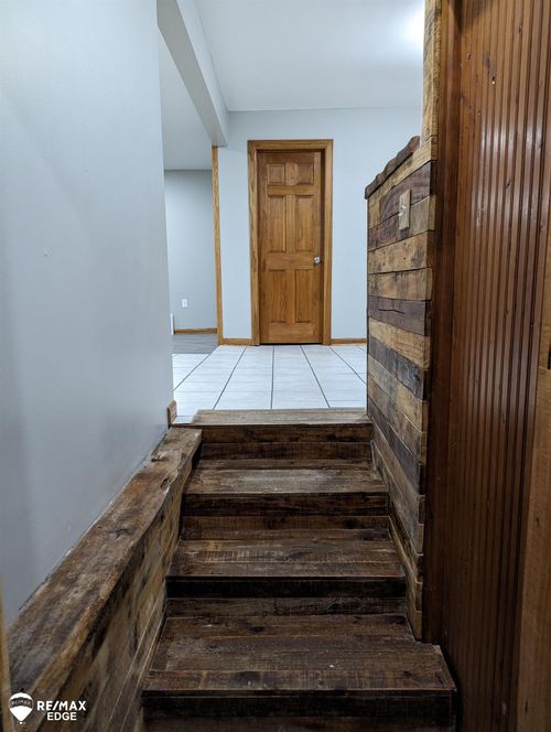 9408 Mcafee Rd, Montrose, MI, 48457-9123 | Card Image