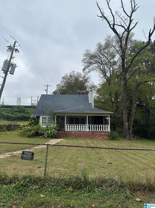 1012 Birmingham St, Tarrant, AL, 35217-3406 | Card Image